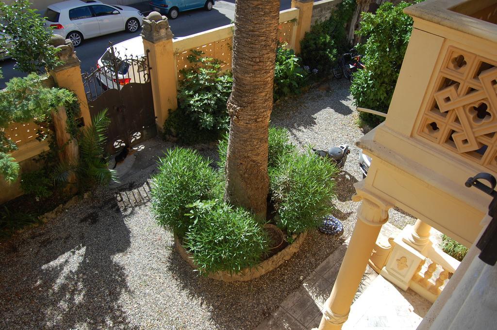 ليفورنو Arena Alfieri B&B المظهر الخارجي الصورة
